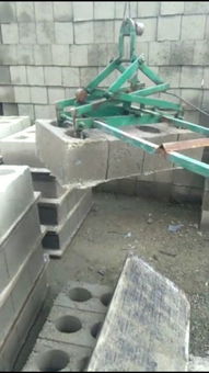 免烧砖堆垛机厂与建筑砌块销售 构建绿色建材产业链的关键环节